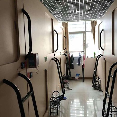 The Olive Tree Capsule Hostel Шеньчжень Екстер'єр фото